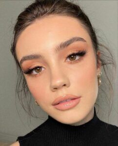 Maquillage nude